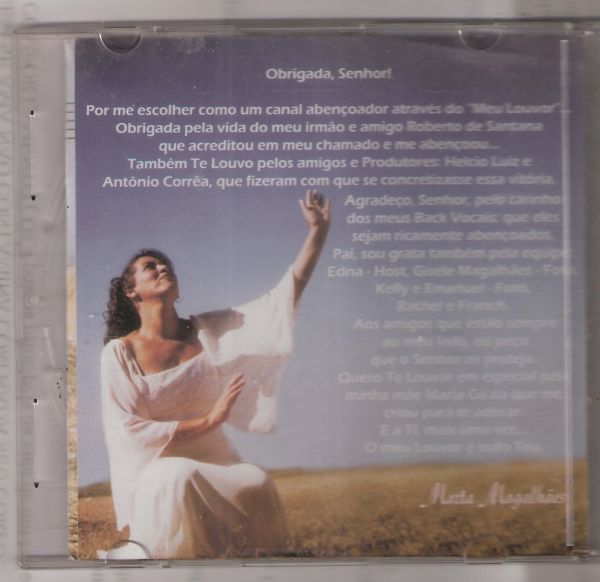 Cantora Marta Magalhães.